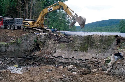 Lefferts Pond Dam